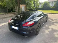 Usata Porsche Panamera 250 CV (183 kW) 2012 Blu/azzurro Utilitaria