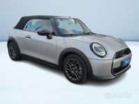 Usata Mini Cooper Cabriolet Favoured 163 CV (119 kW) 2025 Argento Cabrio