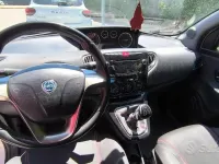 Usata Lancia Ypsilon 85 CV (62 kW) 2014 Bianco Utilitaria