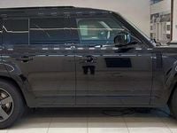 Usata Land Rover Defender SE Dynamic 224 CV (164 kW) 2026 Nero SUV
