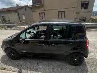 Usata Renault Modus 68 CV (50 kW) 2005 Nero Monovolume