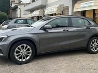 Usata Mercedes GLA180 109 CV (80 kW) 2015 Grigio SUV