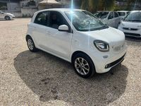 Usata Smart ForFour Passion 90 CV (66 kW) 2015 Bianco Utilitaria