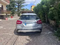 Usata Mercedes GLA180 Business 109 CV (80 kW) 2017 Argento SUV