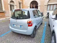 Usata Renault Modus Dynamique 75 CV (55 kW) 2005 Blu/azzurro Monovolume