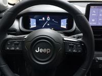 Usado Jeep Avenger Altitude 101 HP (74 kW) 2023 Preto SUV