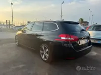 Usata Peugeot 308 GT-line 131 CV (96 kW) 2019 Nero Station wagon
