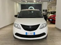 Usata Lancia Ypsilon 69 CV (50 kW) 2024 Bianco Utilitaria