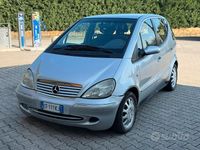 Usata Mercedes A160 Classic 102 CV (75 kW) 2004 Grigio Berlina