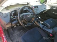 Usata Honda Civic 142 CV (104 kW) 2012 Rosso Berlina