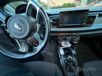 Usata Kia Rio 84 CV (61 kW) 2018 Bianco Berlina