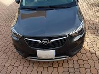 Usata Opel Crossland X 81 CV (59 kW) 2018 Grigio SUV