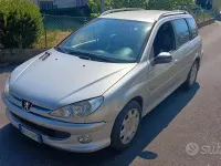 Usata Peugeot 206 88 CV (64 kW) 2006 Grigio Station wagon