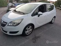 Usata Opel Meriva 120 CV (88 kW) 2015 Bianco Monovolume