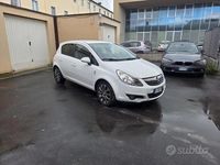Usata Opel Corsa 75 CV (55 kW) 2011 Bianco Utilitaria