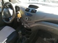 Usata Chevrolet Spark 68 CV (50 kW) 2011 Bianco Utilitaria
