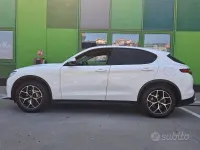 Usata Alfa Romeo Stelvio Executive 210 CV (154 kW) 2017 Bianco SUV