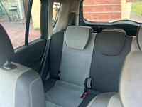 Usata Renault Modus 106 CV (77 kW) 2009 Nero Monovolume