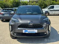 Usata Toyota Yaris Hybrid Trend 116 CV (85 kW) 2022 Grigio Monovolume