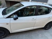 Usata Seat Ibiza 75 CV (55 kW) 2011 Berlina