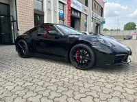 Usata Porsche 911 Carrera S 450 CV (330 kW) 2023 Nero metallizzato Coupé