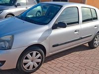 Usata Renault Clio II 58 CV (42 kW) 2008 Argento Berlina