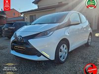 Usata Toyota Aygo 69 CV (50 kW) 2015 Bianco Utilitaria