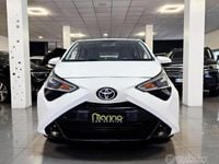 Usata Toyota Aygo X-play 72 CV (52 kW) 2021 Bianco Utilitaria