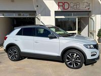 Usata VW T-Roc Advance 116 CV (85 kW) 2019 Argento SUV