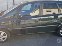 Usata Opel Meriva 90 CV (66 kW) 2005 Nero Monovolume