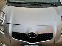 Usata Toyota Yaris 65 CV (47 kW) 2007 Grigio Utilitaria