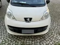 Usata Peugeot 107 68 CV (50 kW) 2006 Bianco Utilitaria
