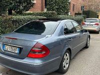 Usata Mercedes E270 Avantgarde 177 CV (130 kW) 2003 Berlina