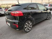 Usata Kia Rio 75 CV (55 kW) 2015 Nero Berlina