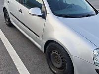 Usata VW Golf IV Trendline 105 CV (77 kW) 2004 Berlina