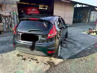 Usata Ford Fiesta Titanium 71 CV (52 kW) 2012 Nero Berlina