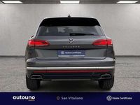 Begagnad VW Touareg Elegance 231 HK (169 kW) 2023 Grå SUV