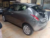 Usata Lancia Ypsilon Platinum 69 CV (50 kW) 2011 Grigio Utilitaria