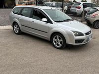 Usata Ford Focus S 90 CV (66 kW) 2007 Grigio Station wagon