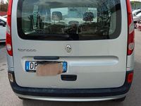 Usata Renault Kangoo 106 CV (77 kW) 2010 Grigio Berlina