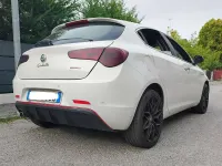Usata Alfa Romeo Giulietta Distinctive 105 CV (77 kW) 2014 Bianco Utilitaria