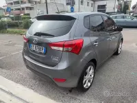 Usata Hyundai ix20 Xpossible 90 CV (66 kW) 2015 Grigio Utilitaria