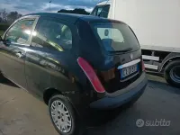 Usata Lancia Ypsilon 75 CV (55 kW) 2008 Nero Utilitaria