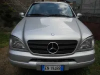 Usata Mercedes ML320 218 CV (160 kW) 2000 Grigio SUV