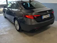 Usata Alfa Romeo Giulia Business 180 CV (132 kW) 2016 Grigio Berlina