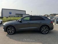 Usata Audi Q8 Sport 340 CV (250 kW) 2023 Grigio daytona SUV