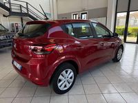 Usata Dacia Sandero Comfort 101 CV (74 kW) 2021 Rosso Berlina