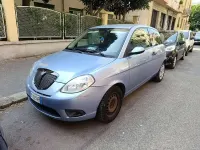 Usata Lancia Ypsilon 60 CV (44 kW) 2009 Argento Utilitaria
