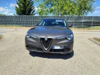 Usata Alfa Romeo Stelvio Business 160 CV (117 kW) 2022 Grigio SUV