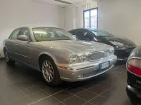 Usata Jaguar XJ Executive 258 CV (189 kW) 2003 Argento Berlina